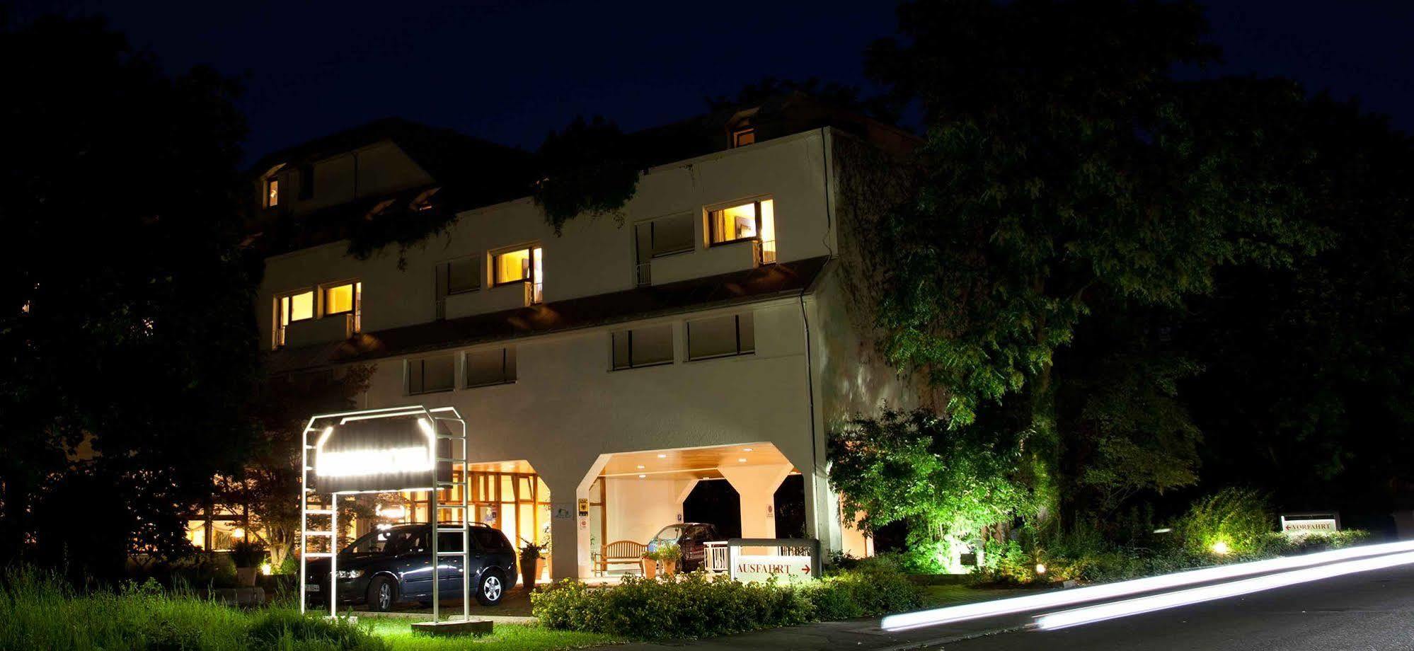 Stadt-Gut-Hotel Filderhotel Ostfildern Exterior foto